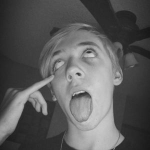 Meet your Posher, Preston